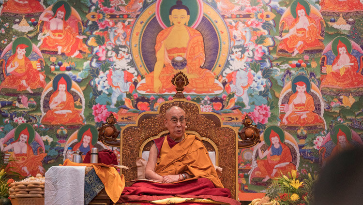 Первый день учений Его Святейшества Далай-ламы для буддистов России. Фото: Тензин Чойджор (офис ЕСДЛ)