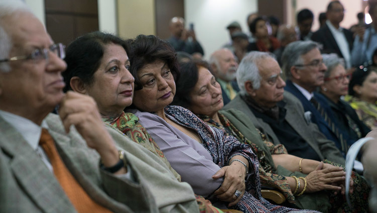 Слушатели во время лекции Его Святейшества Далай-ламы,  организованной по просьбе Международного фонда Вивекананды.  Фото: Тензин Чойджор (офис ЕСДЛ)