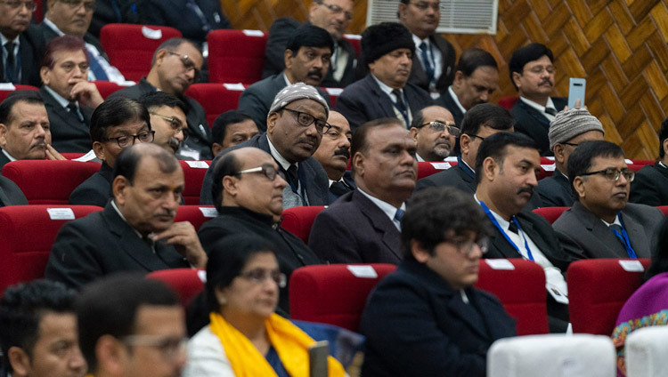 Слушатели во время лекции Его Святейшества Далай-ламы в юридической академии штата Бихар. 18 января 2020 г. Фото: Лобсанг Церинг.