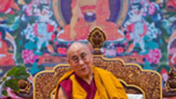 Далай-лама выразил соболезнования в связи с кончиной короля Таиланда