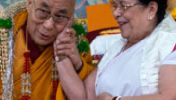 Пятый день учений Далай-ламы по ламриму в монастыре Сера Чже