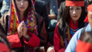 В Шиллонге Далай-лама даровал буддийские учения и посвящение Авалокитешвары