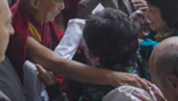 Далай-лама прибыл в Ригу