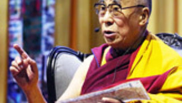 В Роттердаме Далай-лама даровал буддийские учения и прочел публичную лекцию о светской этике