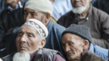 В Лехе Далай-лама принял участие в церемонии разрушения песочной мандалы Калачакры