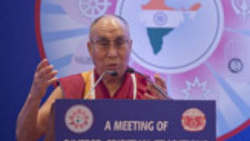 В Индии по инициативе Далай-ламы началась двухдневная межконфессиональная конференция