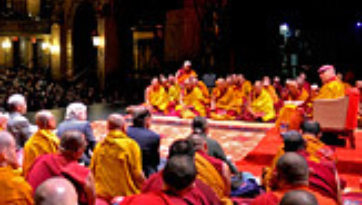В Нью-Йорке Далай-лама начал учения по сочинению Чже Цонкапы «Сущность красноречивых изречений»