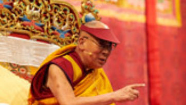 Далай-лама начал учения в Базеле по сочинению Нагарджуны «Толкование бодхичитты»