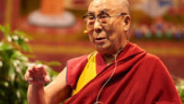 В Базеле Далай-лама даровал посвящение Авалокитешвары и прочел публичную лекцию