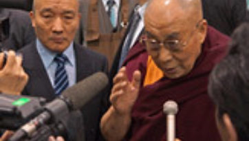 Его Святейшество Далай-лама прибыл в Токио