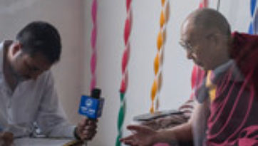 Его Святейшество Далай-лама принял участие в открытии нового новостного веб-сайта