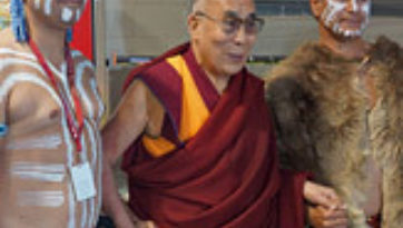 В Перте Далай-лама прочел публичную лекцию о мудрости даяния и принятия