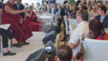 Круглый стол «Пробуждение сострадания» и празднование 80-летия Его Святейшества Далай-ламы