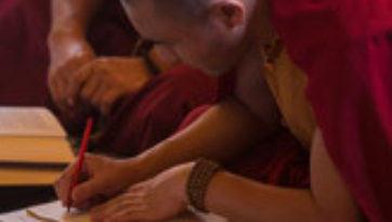 Третий день учений по восемнадцати коренным текстам и комментариям традиции Ламрим в Ташилунпо