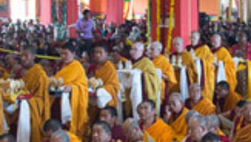 Посвящение долгой жизни и молебен о долголетии Его Святейшества