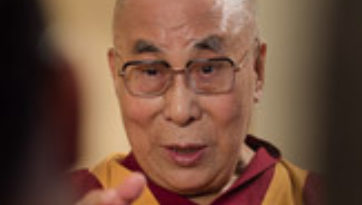 В Осаке Далай-лама ответил на вопросы журналистов японской общественной телерадиокомпании «Эн-Эйч-Кей»