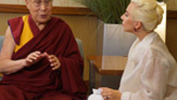 Его Святейшество дал интервью Леди Гаге и выступил с обращением на конференции мэров американских городов