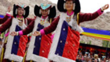 В Шивацель состоялся прощальный обед в честь Далай-ламы