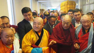 Его Святейшество Далай-лама прибыл с долгожданным визитом в Монголию