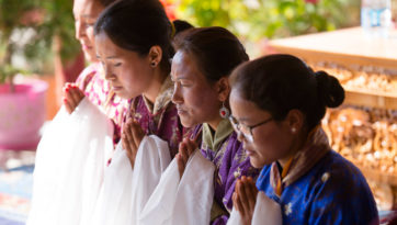 Далай-лама начал учения по поэме Шантидевы «Путь бодхисаттвы» в Ле