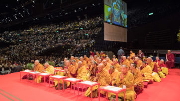 Учения в рамках празднования 50-летия Тибетского института в Риконе