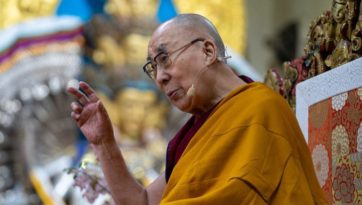 Далай-лама начал даровать учения по «Сутре сердца» в Дхарамсале