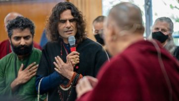 О первом дне саммита с Далай-ламой на тему «Сострадательное лидерство»