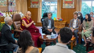 О втором дне саммита с Далай-ламой на тему «Сострадательное лидерство»