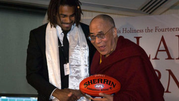 Его Святейшество Далай-лама прибыл в Мельбурн