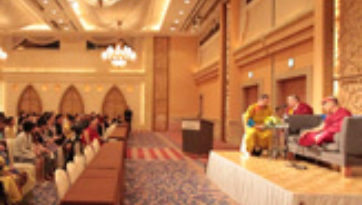 Далай-лама призвал монгольские народы развивать в себе "дух Чингисхана"