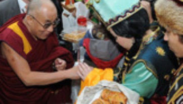 Его Святейшество Далай-лама прибыл в Венгрию