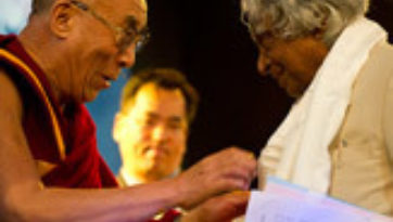 А. П. Дж. Абдул Калам: Созерцательная наука дополняет современную науку