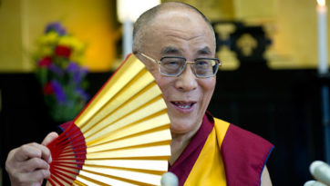 Далай-лама: монах, странствующий по свету