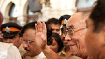 Далай-лама: Индийцы наши гуру, а мы учимся у них