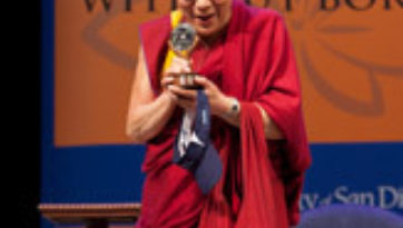 Его Святейшество Далай-лама рассказал о связях между внутренним развитием и изменением климата, миром и справедливостью