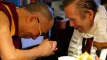 Его Святейшество Далай-лама выразил соболезнования в связи с кончиной бывшего президента Чехии Вацлава Гавела