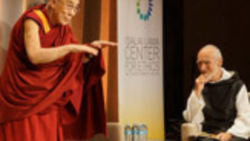 Его Святейшество Далай-лама беседует об этике, ценностях и благополучии в Бостоне