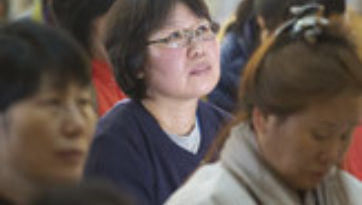 Второй день учений Его Святейшества Далай-ламы для корейских учеников