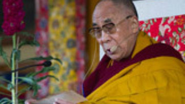 Его Святейшество Далай-лама прочел джатаку по случаю «Дня чудес»