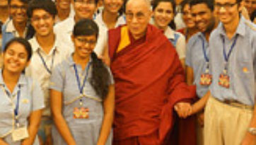 Новая встреча Его Святейшества Далай-ламы с учащимися и продолжение учений в Дели