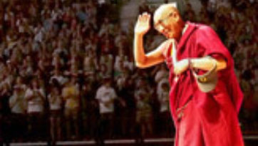 Далай-лама принял участие в симпозиуме «Жизнь после жизни» в колледже Майтрипы и провел беседу о путях, ведущих к миру и счастью, в Орегонском университете