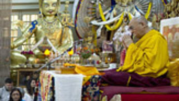 Первый день учений по поэме Шантидевы “Вступление на путь бодхисаттвы” в Дхарамсале