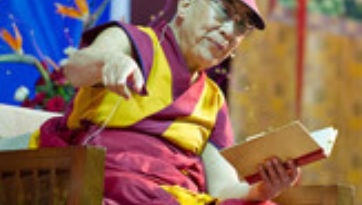 Далай-лама: Индия наш духовный учитель