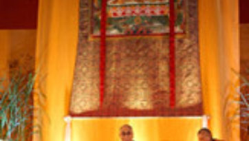 В Праге Его Святейшество Далай-лама провел учения по поэме Лангри Тангпы “Восемь строф о тренировке ума”