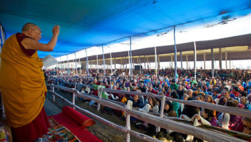 Далай-лама. Встреча с зарубежными паломниками в дни посвящения Калачакры