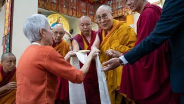 Учения в Дхарамсале для буддистов из стран Азии