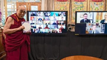 Далай-лама. «Наука и философия в индийской буддийской классической литературе, том 2»