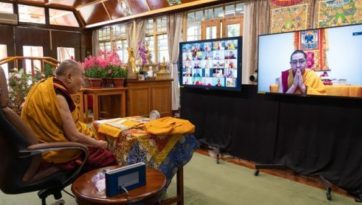 Восхваление взаимозависимого происхождения и Краткий ламрим