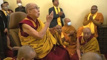 Далай-лама совершил паломничество к ступе Махабодхи