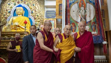 Молитвенное собрание «Мани дхундуб»